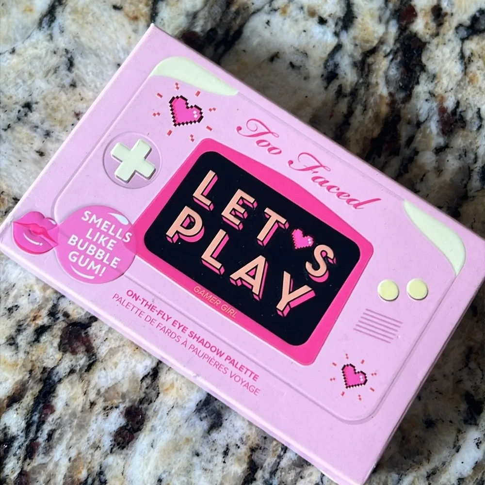 🌙♣️Too Faced Let’s Play Eyeshadow Palette